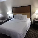 Econo Lodge Inn And Suites