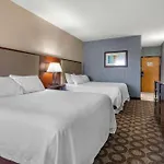Econo Lodge Inn And Suites