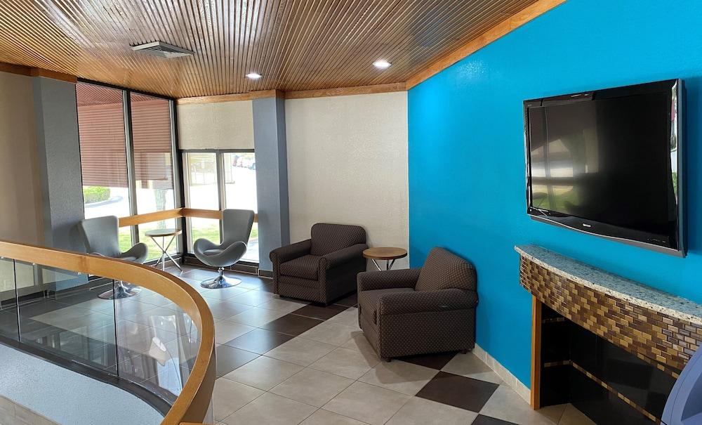 Hotel Econo And