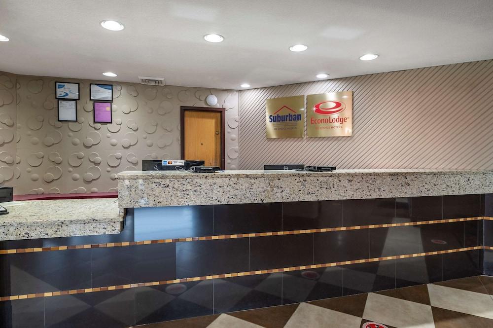Hotel Econo And